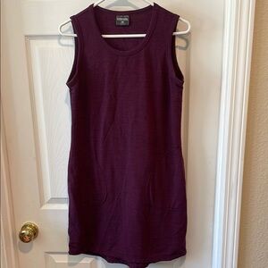 32 Degrees Burgundy dress with pockets